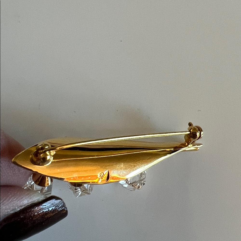 Swarovski Crystal Lilly Of the Valley Goldtone Brooch Stamped - Picture 9 of 10